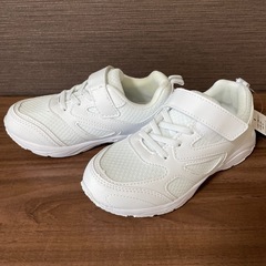【新品未使用‼️最終価格】キッズ　スニーカー　内履き　19㎝の画像