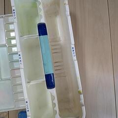 『更に値下げ❗』【中古】絵の具セットの画像