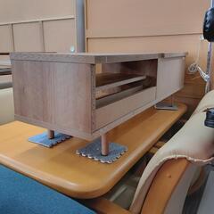 ★  展示品❗ テレビボード  ガラス扉、脚付き【定価29,990円】💳自社配送時🌟代引き可💳※現金、クレジット、スマホ決済対応※     の画像