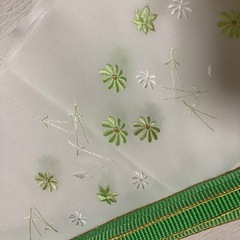着物美人　★グリーン★　吹き寄せ柄　半衿　いかがでしょうかの画像