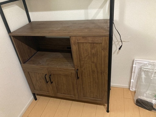 美品！キッチン棚