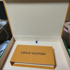 LOUIS vuitton空箱の画像
