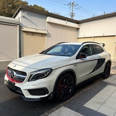 【大阪府柏原市】ヒッチメンバー付きレンタカー ベンツGLA45 AMG 4WD  - 地元のお店