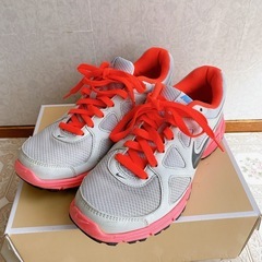 【お取引決定】NIKEスニーカーの画像