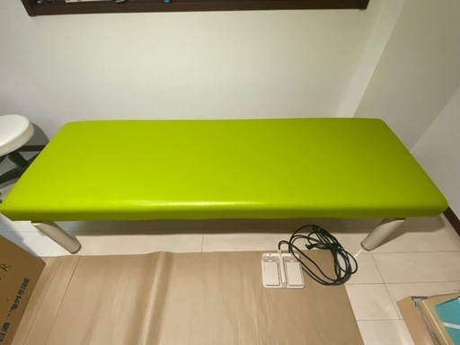 電動昇降マッサージベッド