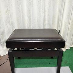 ピアノ椅子　YAMAHA