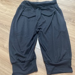 サルエルパンツの画像