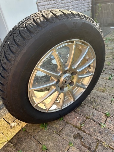 スタッドレスタイヤ4本セット