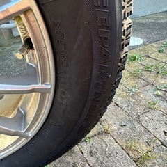 スタッドレスタイヤ4本セット
の画像