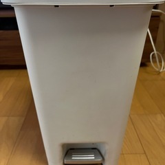 ゴミ箱 ニトリの画像
