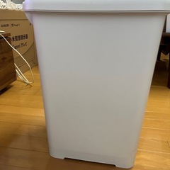 ゴミ箱 ニトリの画像