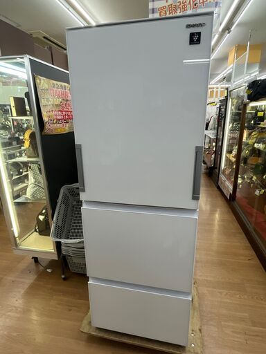 ☆ジモティー割引有☆　3ドア冷蔵庫/ｼｬｰﾌﾟ/350L/SJ-GW35F-W