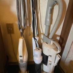 無料でさしあげます　掃除機色々