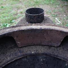 多少補修必要 薪 釜戸   薪ストーブ  DIY レトロ 鉄製 薪ストーブ 廣末 かまどキチッとしてたら2万円ぐらいするみたい   の画像