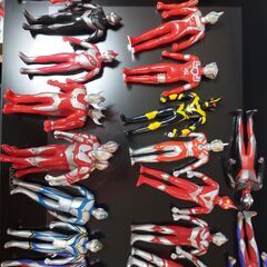 ウルトラマン人形40体まとめセット(バラ売り可能)