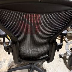 ハーマンミラー アーロンチェア Bサイズ黒第三 Herman Miller Aeronの画像