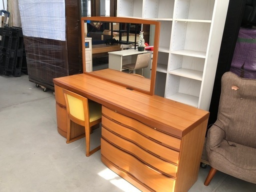 府中家具 ドレッサー引出 コレット197 天然木サクラ板目  高級感のある大型のドレッサーです✨