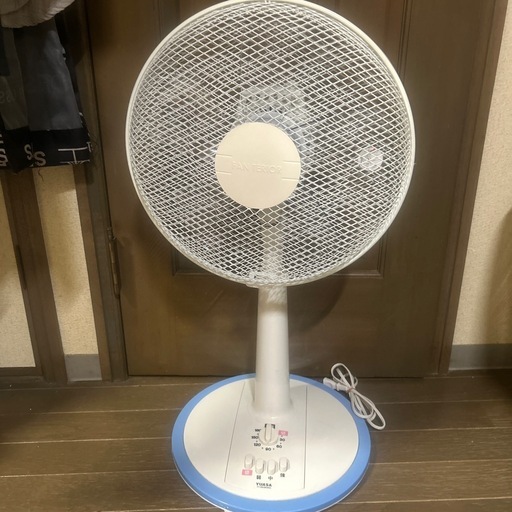 これからの季節に大好評な扇風機になります