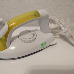 本日最終8/5受け渡し★小さな折り畳みスチームアイロンの画像