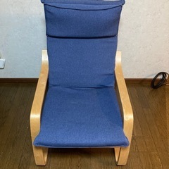 1人掛けソファ　アームチェア　布張り　フワフワ　