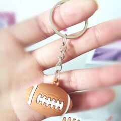 ラグビーボールキーホルダー（新品）の画像