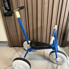 子供三輪車の画像