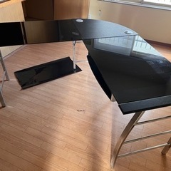 L型デスクの画像