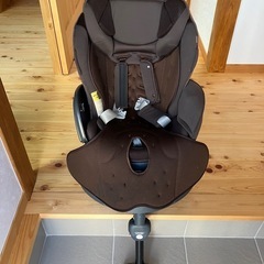 チャイルドシート　Aprica