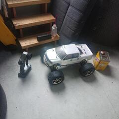 トラクサス エンジンカー サベージボディー 