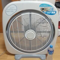 お相手決まりました　【無料】巨大な扇風機　高さ６５センチ　引取り限定