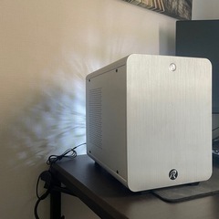 自作ゲーミングPC 小型