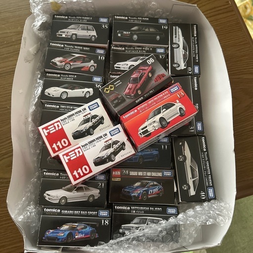 トミカプレミアムセット売り＋クラウンパトカー2台