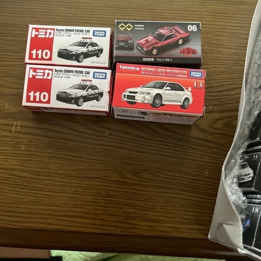 トミカプレミアムセット売り＋クラウンパトカー2台