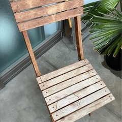 【無料】折りたたみ可能　IKEA チェア(1脚)とテーブル