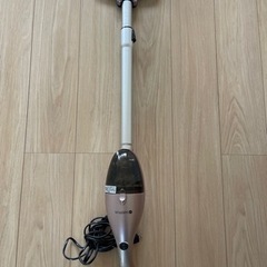 決まりました✨コンパクト掃除機