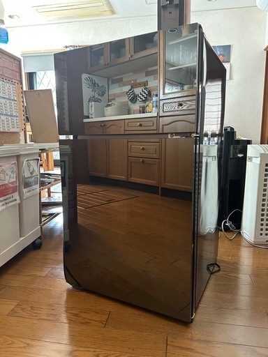 2023年式　極美品冷蔵庫　一人暮らし用