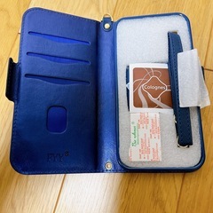 ✨新品✨ FYY iPhone 13Pro手帳型ケースの画像