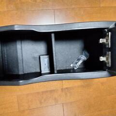 値下げ　オデッセイRC 専用センターコンソールボックスの画像