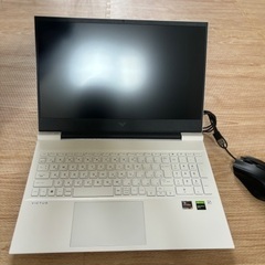 HP Victus Laptop 16-e0165AX ノートパソコンの画像