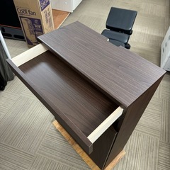 【超美品‼️】定価15,990円♪ ロウヤ 60cm幅キャビネット 電話台 FAX台 リビング収納家具 木目調ダークブラウン♪の画像