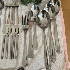 カラトリーいろいろセットの画像