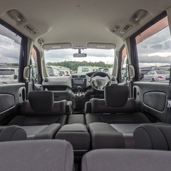 低走行8万キロ台☆月々1.2万円〜分割払い可❗️車検2年付き！大人気☆日産 セレナ   ハイウェイスター☆8人乗り☆ナビ付き☆走行中DVD見れます☆ETC☆バックカメラ☆ドラレコ付きのフル装備☆両側電動スライドドア☆クルーズコントロール搭載☆社外アルミ☆ウィンカーミラー☆フル装備☆車内広々三列シート‼️の画像