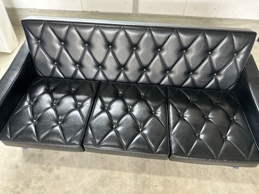 カリモク60  3シーター　3人掛けソファ(大阪府堺市)