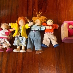 ドールハウス　イギリス製　家具人形付き　おもちゃ
の画像