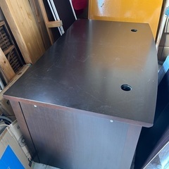 ☆役員用デスク　イトーキ 幅140cm 　ちょっと難あり