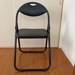 折りたたみイス