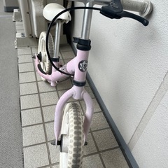 wynn　ピンク　キックバイクの画像