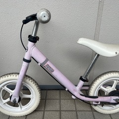 wynn　ピンク　キックバイクの画像