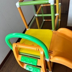 アンパンマンすべり台付きジャングルジムの画像