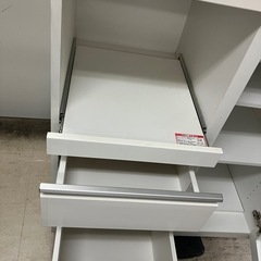 取引場所 南観音 J2407-836 ニトリ キッチンキャビネット 汚れキズ打痕あり 打痕ヶ所は左側面ですの画像